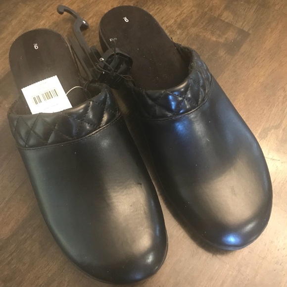 black clogs walmart